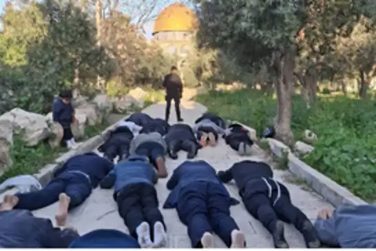 خطيب الأقصى يحذر من محاولات فرض واقع جديد عبر الأعياد اليهودية