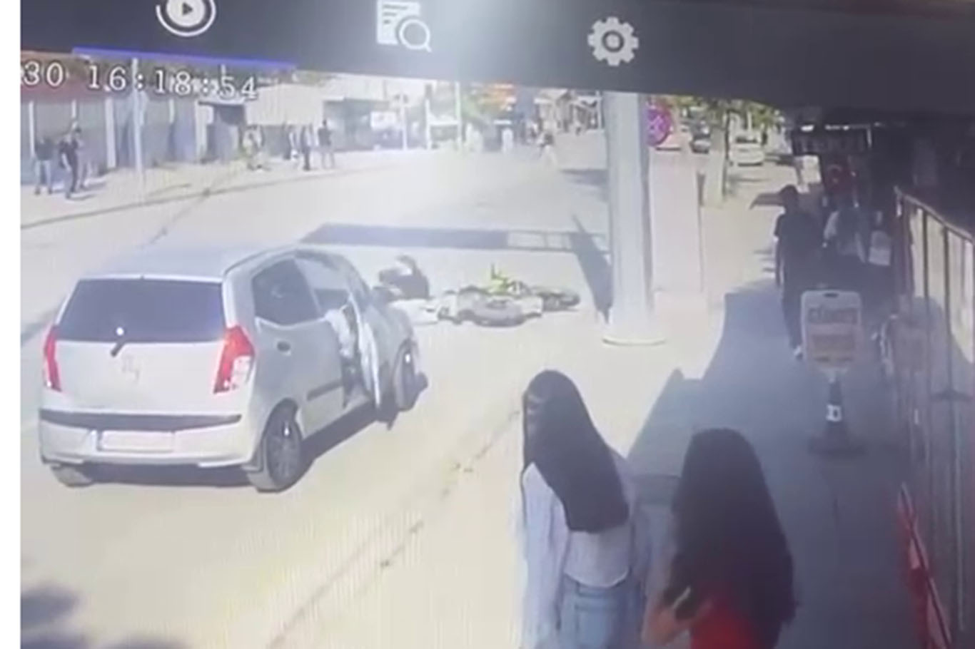 Trafik kuralı ihlali kazaya neden oldu: 1 yaralı