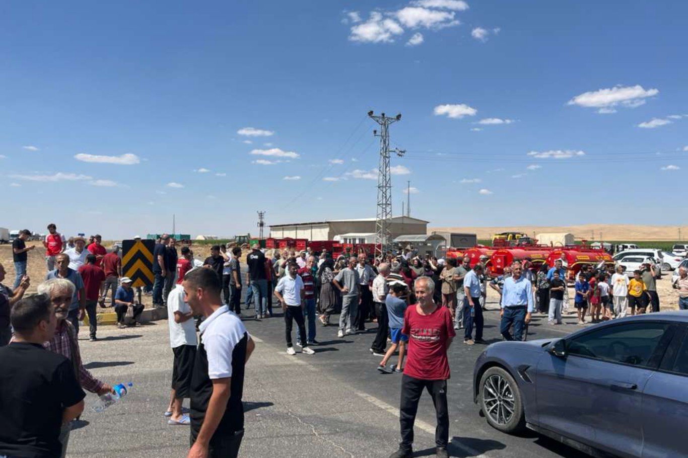 Li Mêrdînê sê roj in protestoya qutbûna ceryanê tê lidarxistin