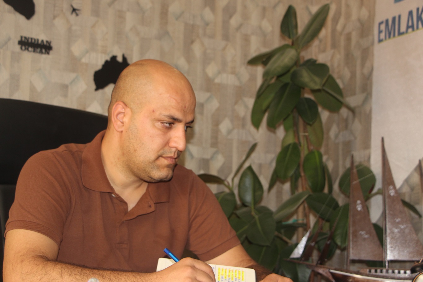 Gayrimenkul Danışmanı Kanak: Piyasanın durgun olduğu şu dönemde ev almanın tam zamanı
