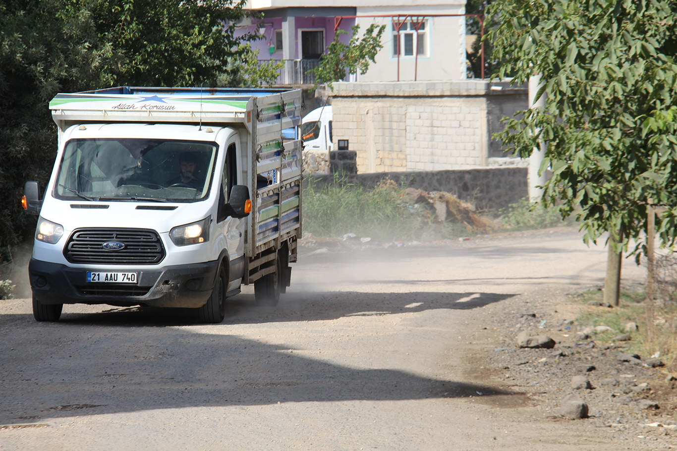 Bir hafta dediler, 6 ay oldu: Selmanköy sakinleri tozdan isyan etti