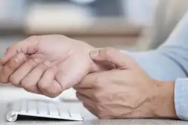 Bilgisayar kullanımında gerçekleşen uyuşma karpal tünelin habercisi olabilir