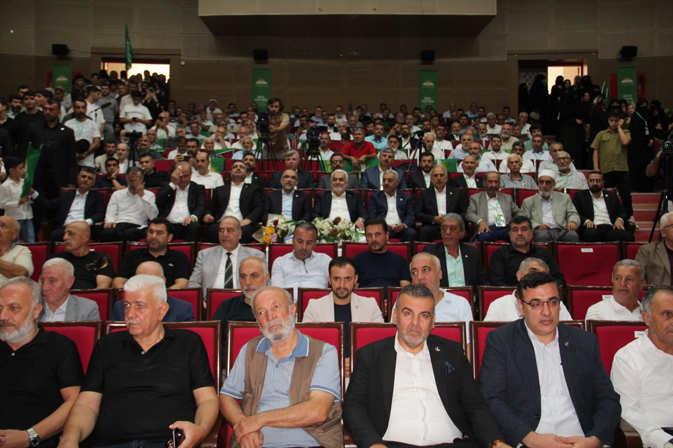 HÜDA PAR Batman İl Kongresi düzenlendi: Mehmet Emin Doğru il başkanı oldu