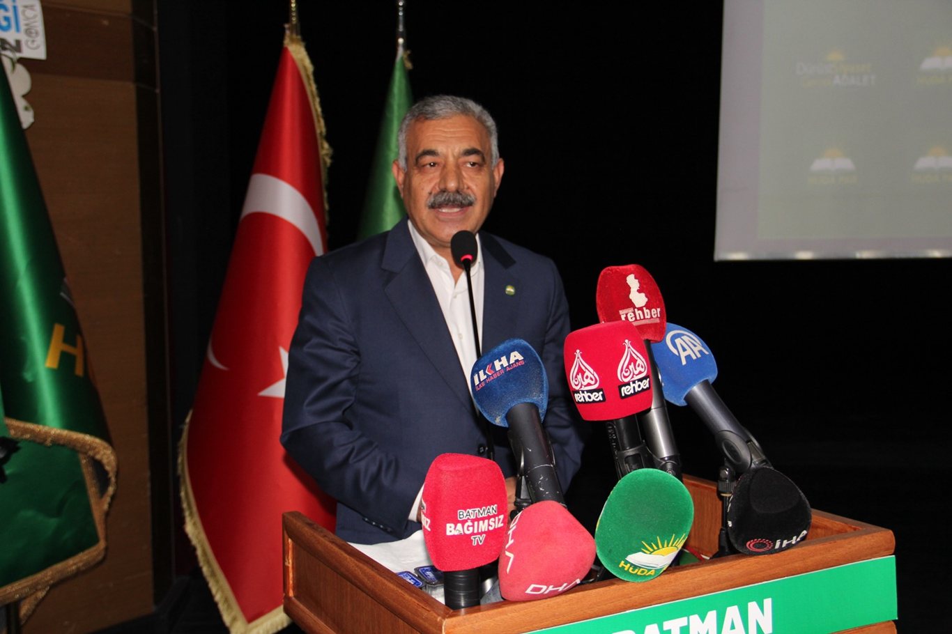 HÜDA PAR Batman İl Kongresi düzenlendi: Mehmet Emin Doğru il başkanı oldu