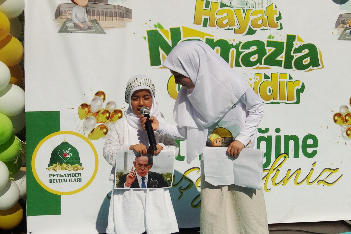 Malatya'da çocuklar "Hayat Namazla Güzeldir" etkinliğinde buluştu