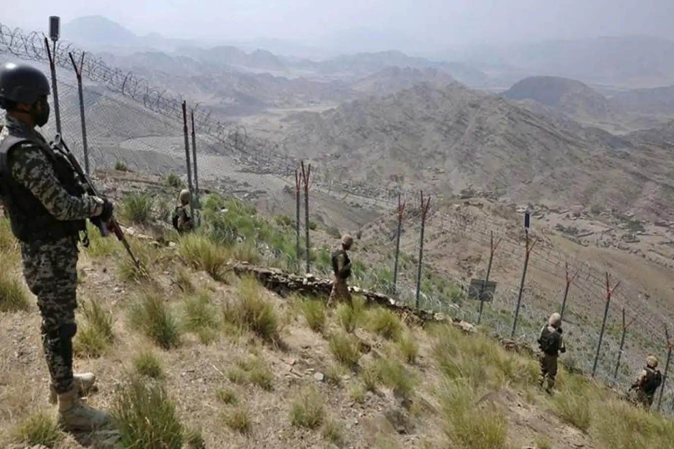 Six Pakistani security personnel killed in clash with militants in Khyber Pakhtunkhwa