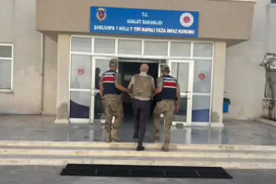 Şanlıurfa'da cinayet suçundan aranan firari yakalandı