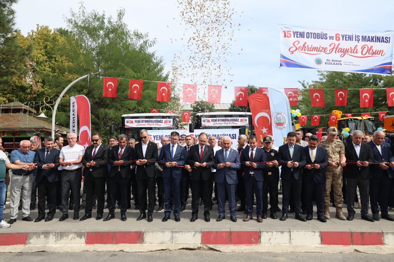 Siirt Belediyesi filosuna 21 yeni araç kattı
