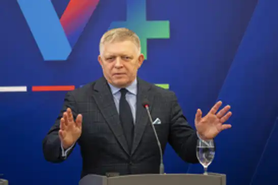 NATO'nun doğu kanadında çatlak: Slovakya ile Çekya karşı karşıya