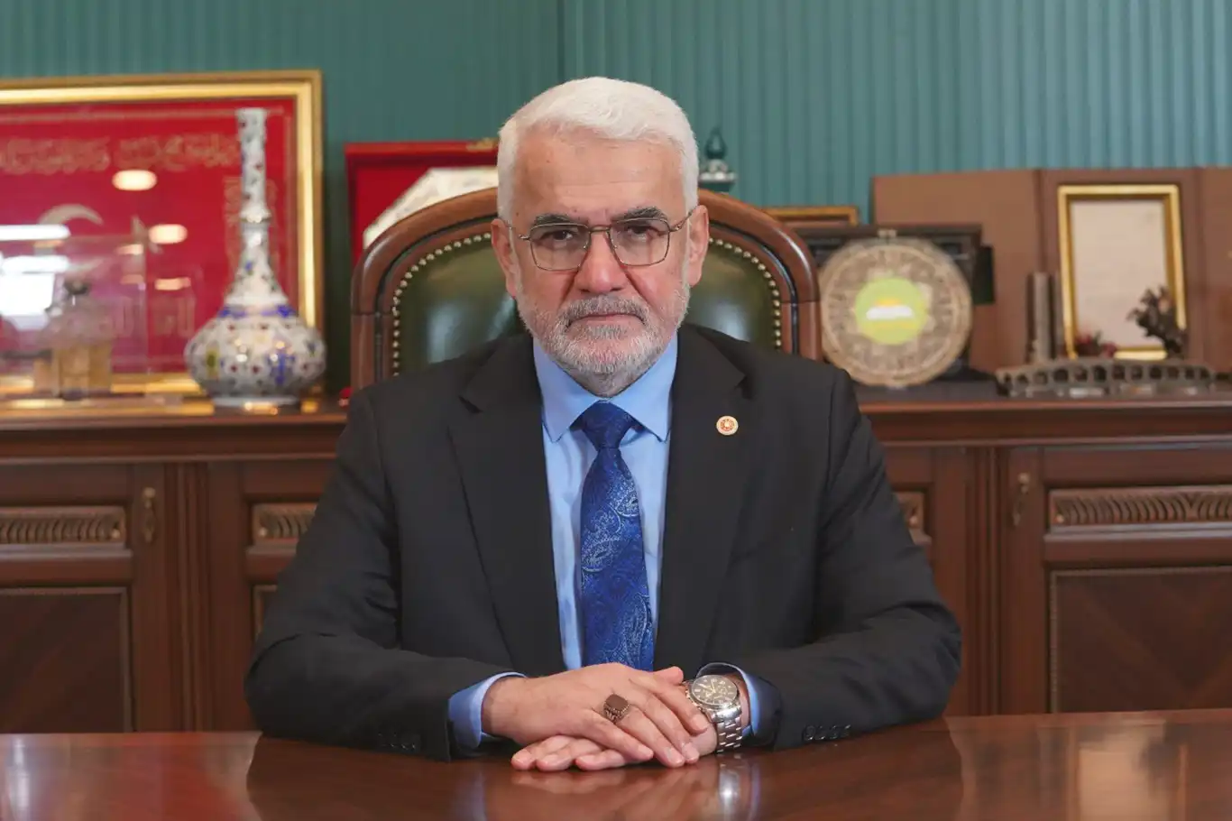 HÜDA PAR Genel Başkanı Yapıcıoğlu'ndan Manisa'daki saldırı sonrası 'manevi eğitim' ve 'aile' vurgusu