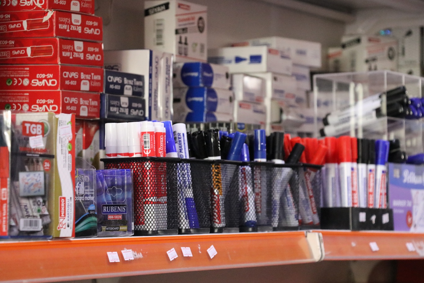 Acar: Kırtasiye Kart ile anlaşmalı iş yerlerinden alışveriş yapılabiliyor