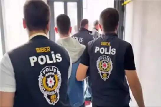 36 ilde siber suç operasyonu: 826 şüpheli yakalandı