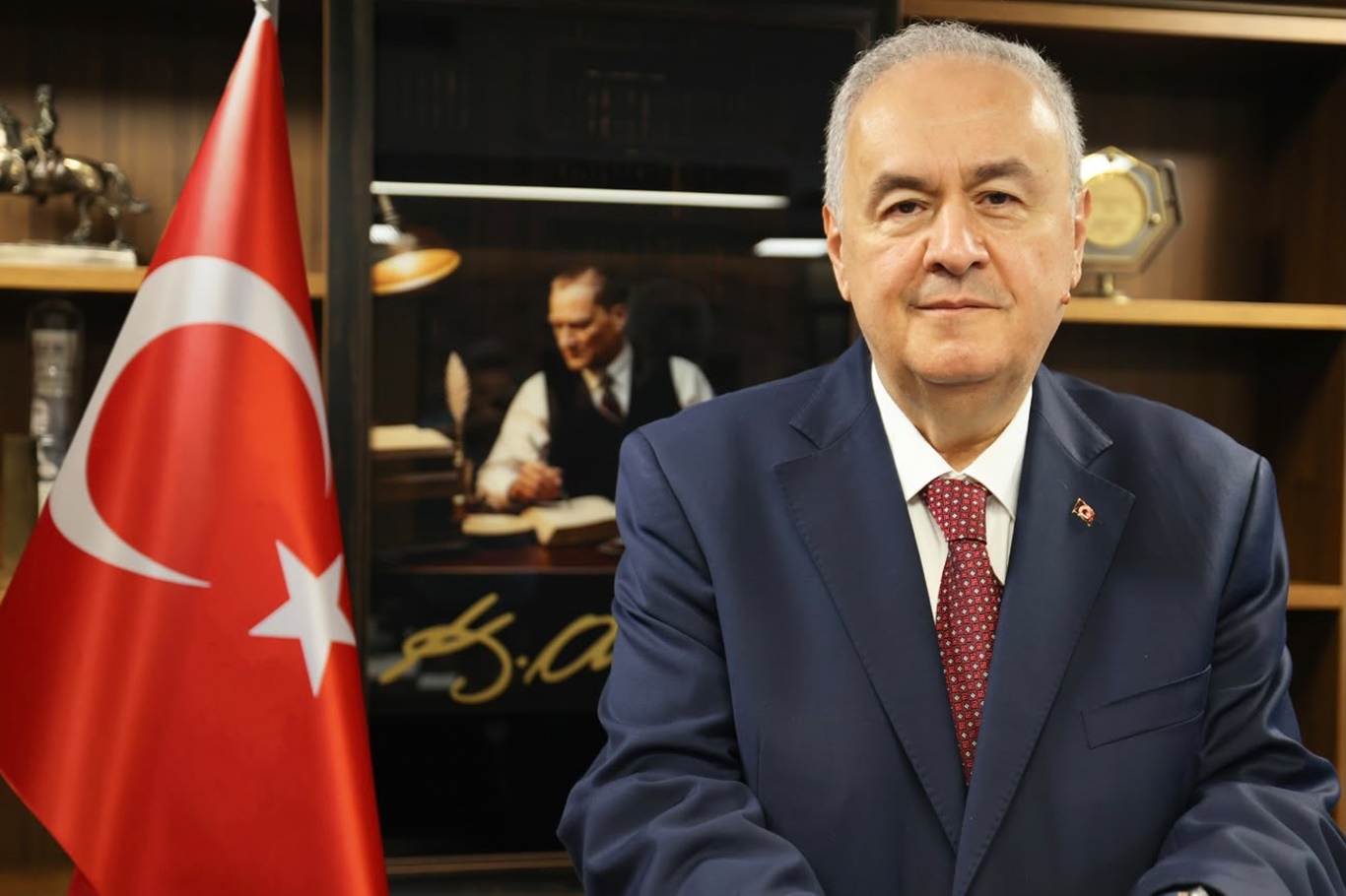 TJU Rektörü Prof. Dr. Mustafa Verşan Kök