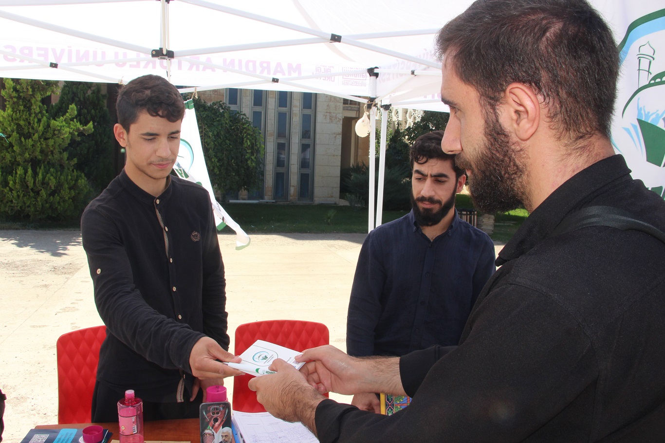 Rehber Gençlik Topluluğu: Üniversiteli öğrencilere helal dairesi içerisinde manevi aktiviteler sunuyoruz