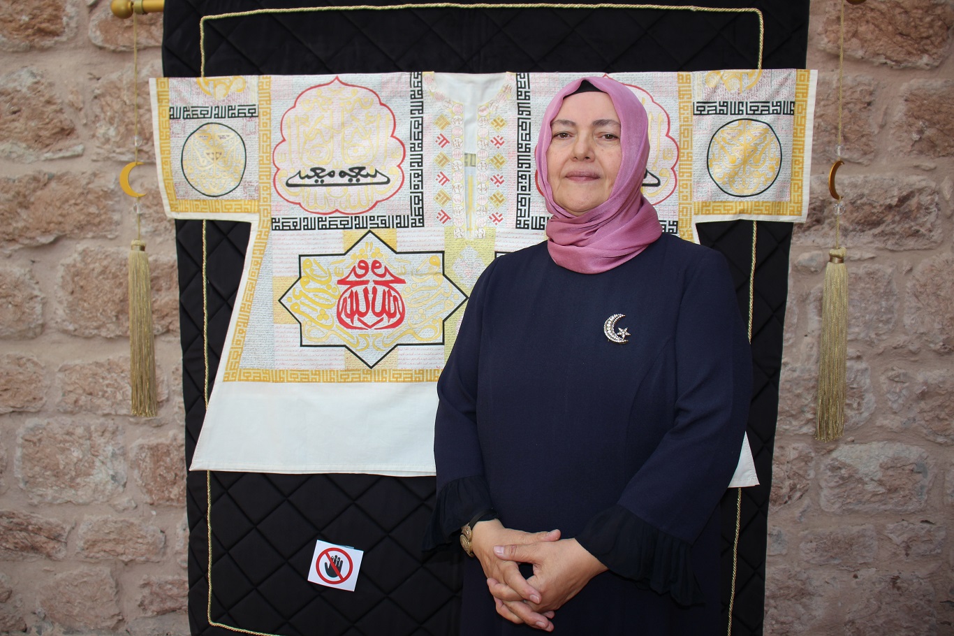 Klasik İslam Sanatları Sanatçısı Ayşe Vanlıoğlu