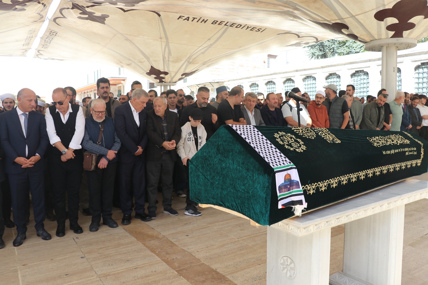 Helal gıda hareketinin tanınan ismi Büyüközer ebediyete uğurlandı