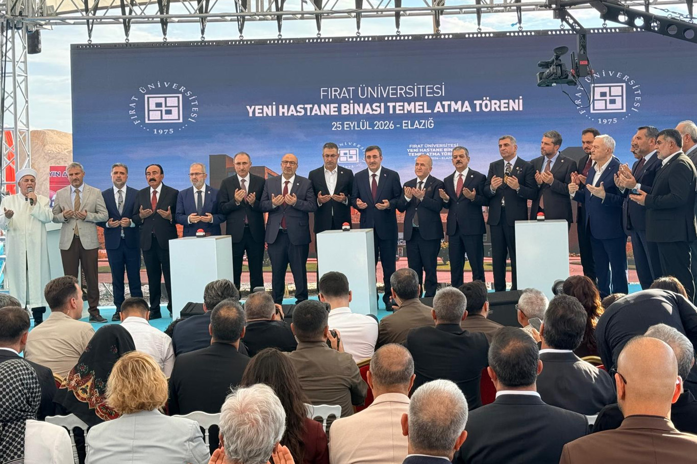 Fırat Üniversitesi Hastanesi temel atma töreni