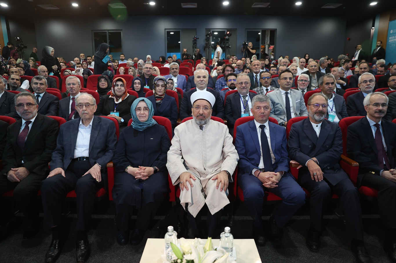 Arpaguş: Peygamberin sünneti küresel barışı tesis edecek en önemli referanstır