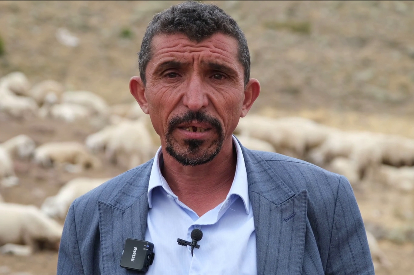 Boztepe Mahallesi Muhtarı Metin Karadoğan