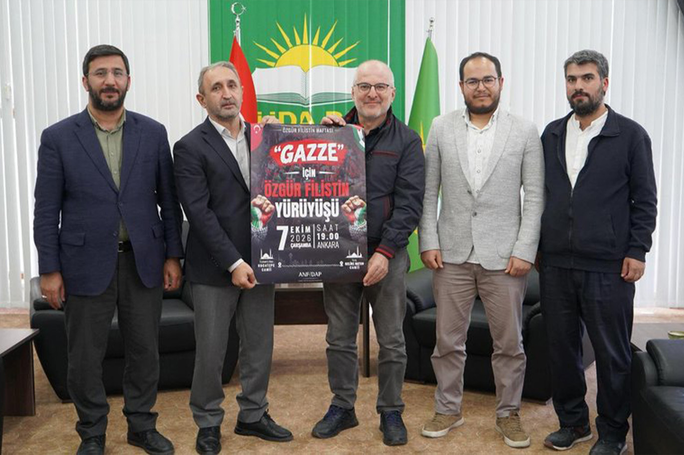 منصة أنقرة للتضامن مع فلسطين تزور حزب الهدى وتبحث فعاليات أسبوع "فلسطين حرة"