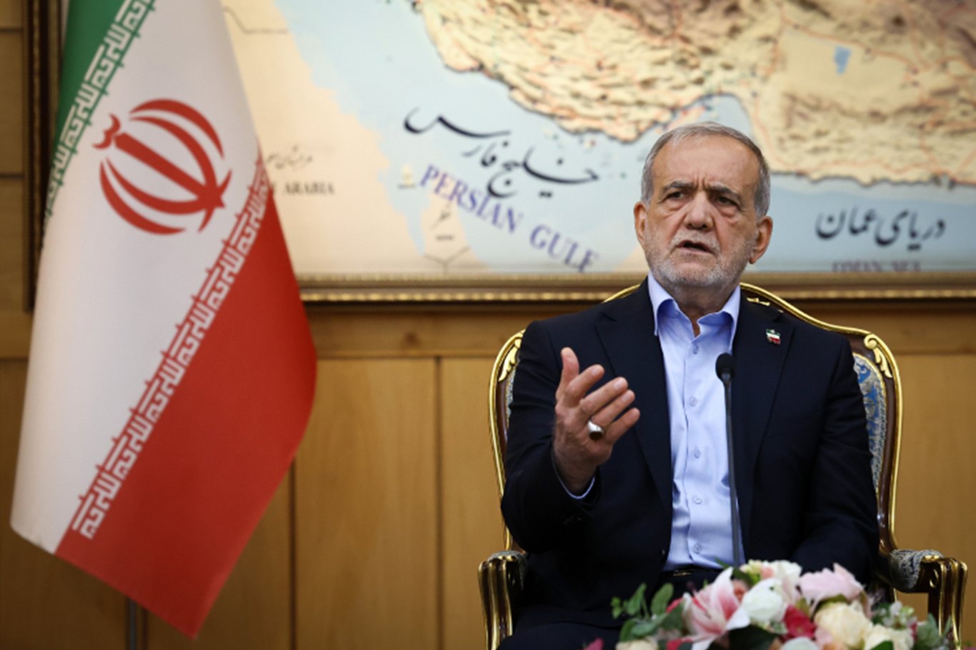 Pezeshkian says Mecca defense pact can advance Muslim unity, voices distrust of US