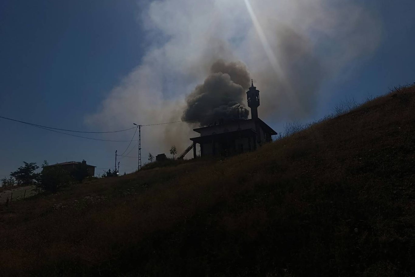 Ağrı'da cami yangını