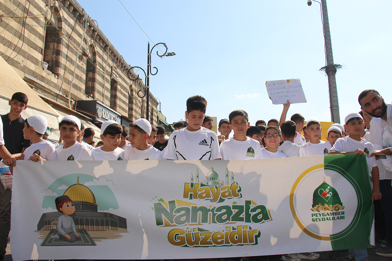 Diyarbakır’da "Hayat Namazla Güzeldir" programından renkli kareler