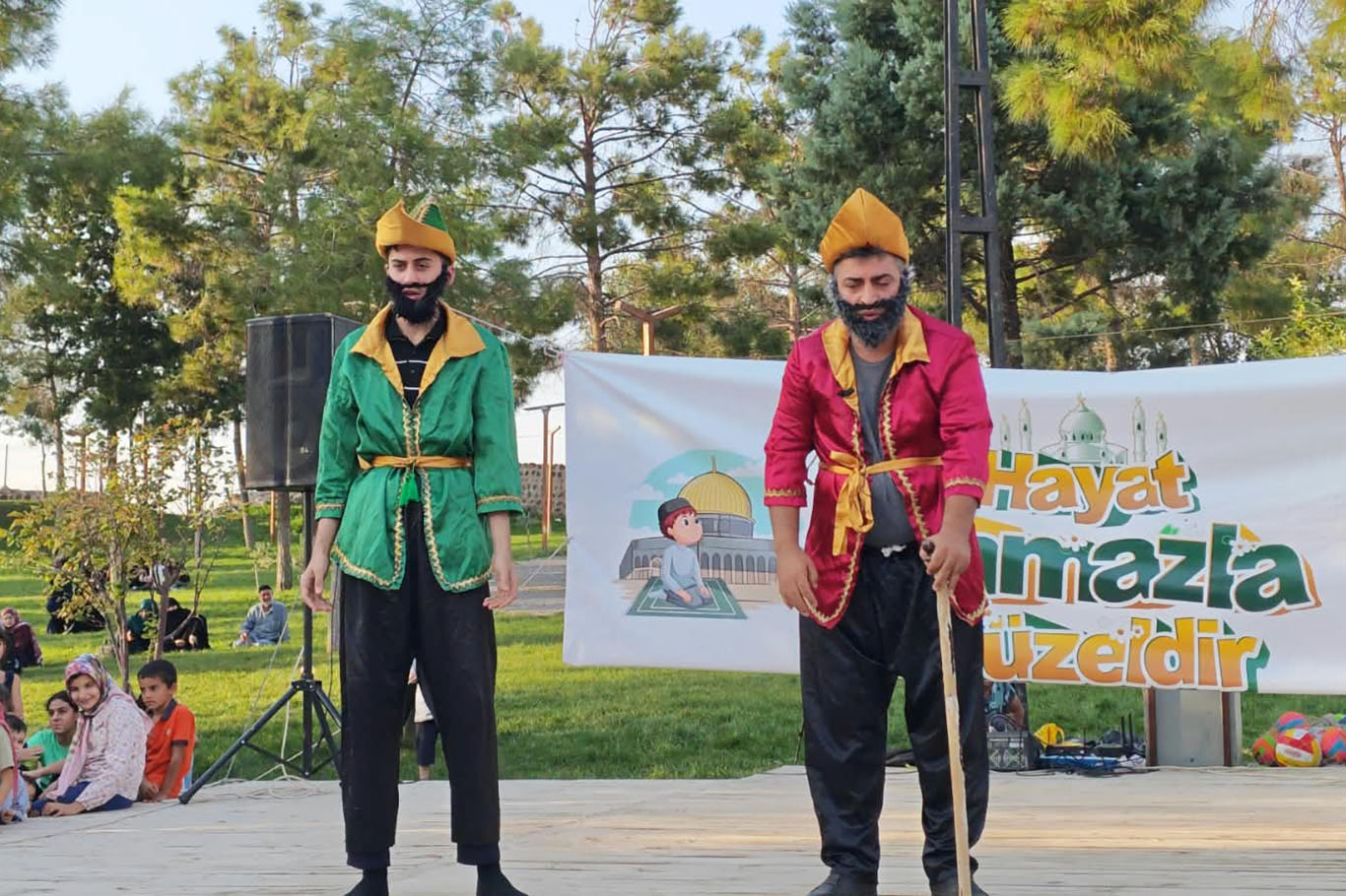 Şanlıurfa'da çocuklar "Hayat Namazla Güzeldir" etkinliğinde buluştu