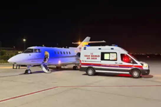 Batman'da 50 günlük Eylül bebek için ambulans uçak havalandı
