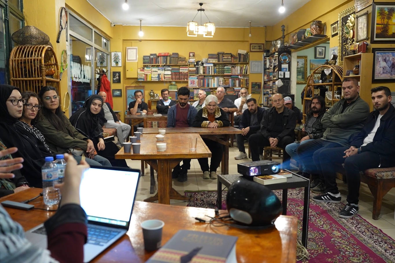 Gazze’nin akademik mücadelesi “Bilim Kafelerle” Türkiye’ye taşındı