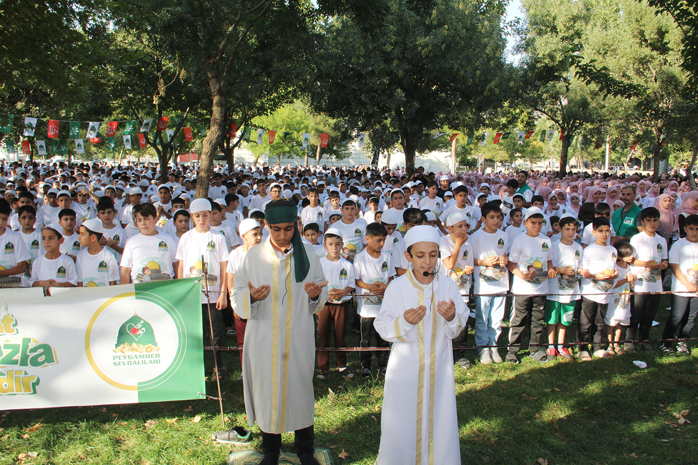 Peygamber Sevdalıları: Hedefimiz, namaz kılan bir nesil yetiştirmek