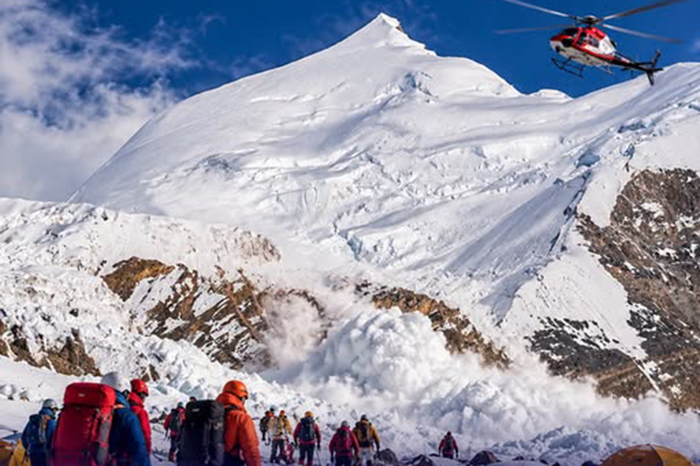 Death toll from Nepal avalanche rises to four, 12 still missing