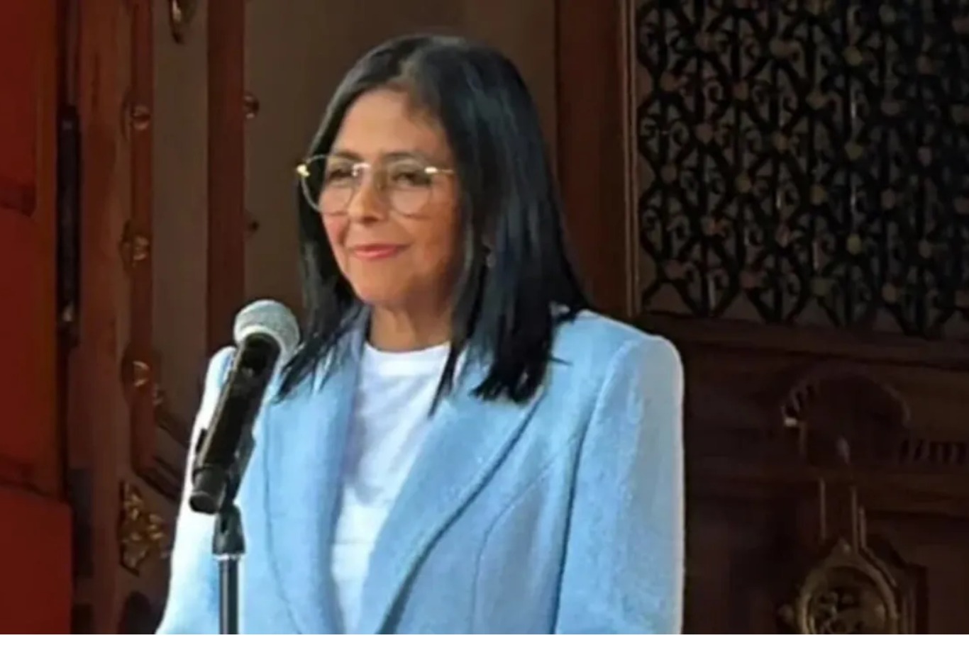 الرئيسة الفنزويلية: البلاد ليست مستعدة لإجراء الانتخابات