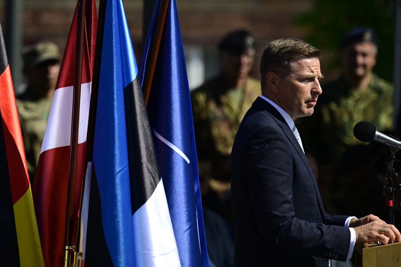 Estonia’s defense minister Pevkur resigns after artillery shell procurement scandal