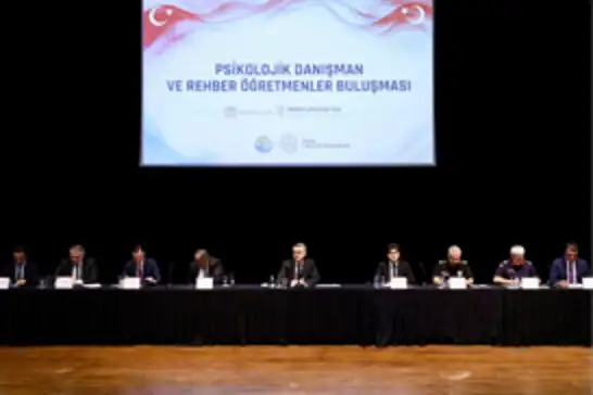 Mersin'de rehber öğretmenlerle eğitim güvenliği toplantısı