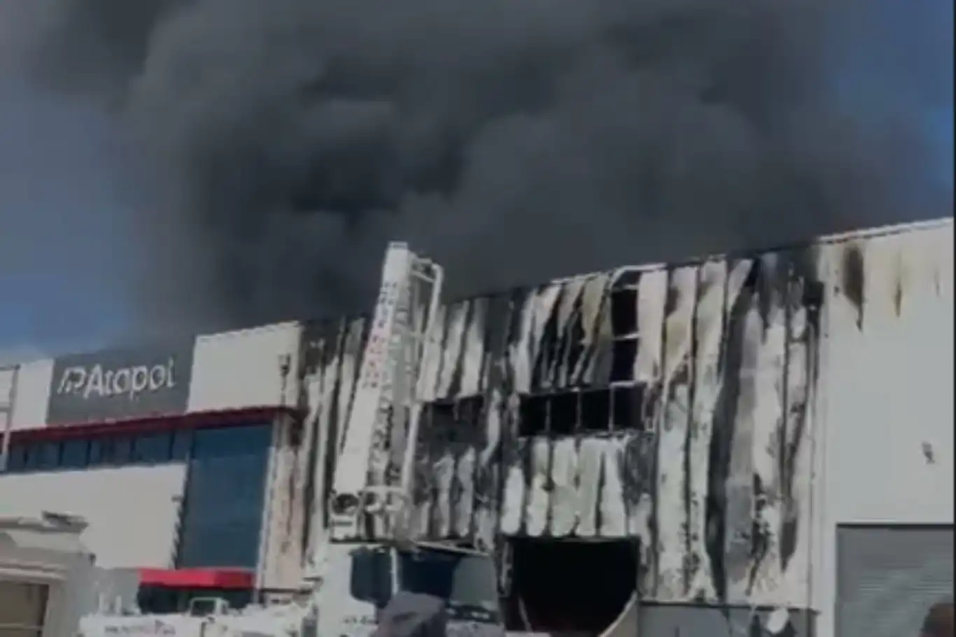 Mersin'de fabrika yangını