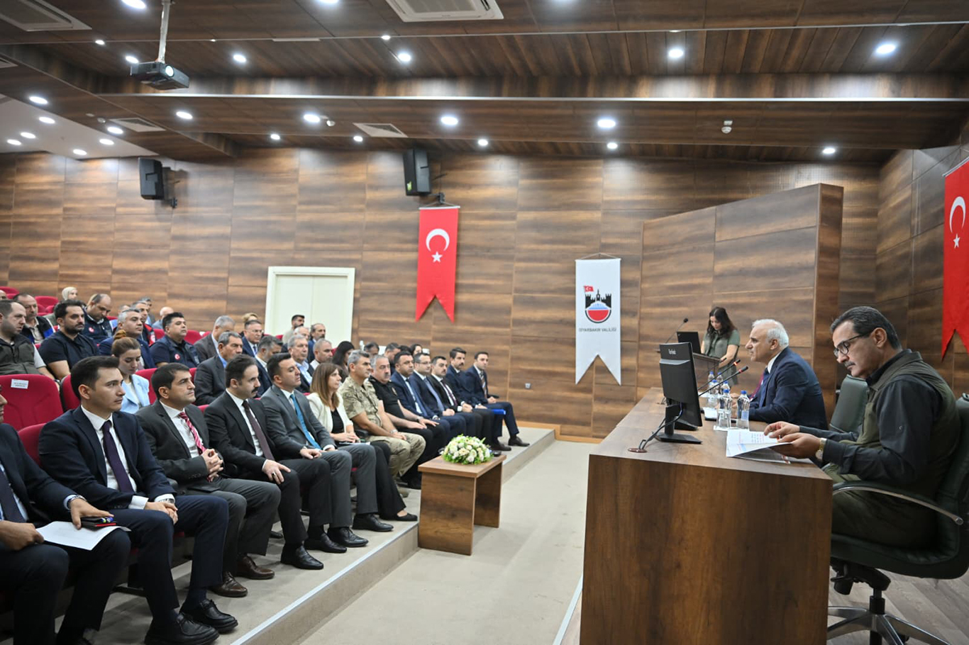 Diyarbakır’da belediyelere sahipsiz hayvanları toplama talimatı: Son tarih 31 Ekim