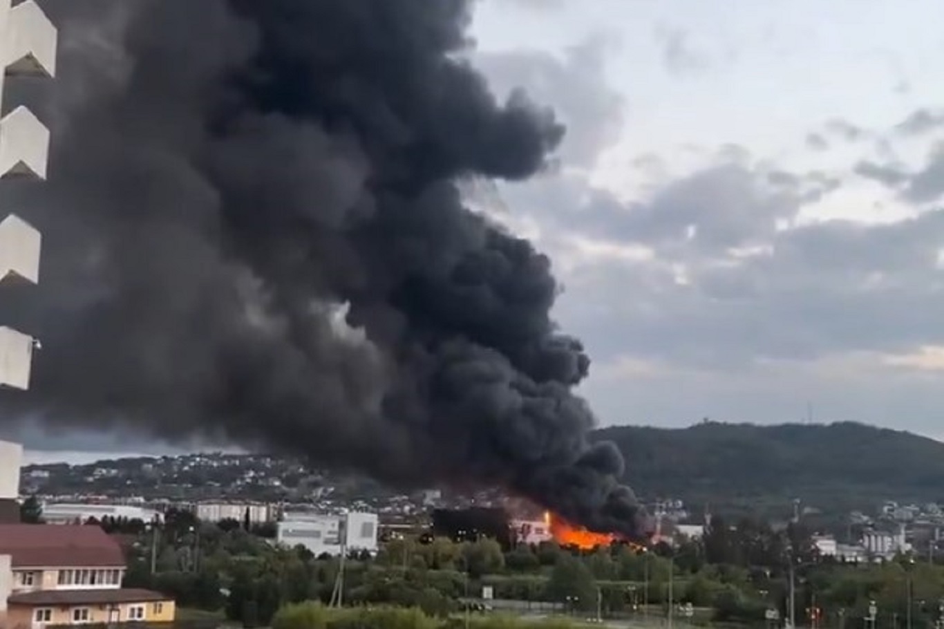 Ukrainian drone attack targets Russian energy and maritime sssets in Sochi 