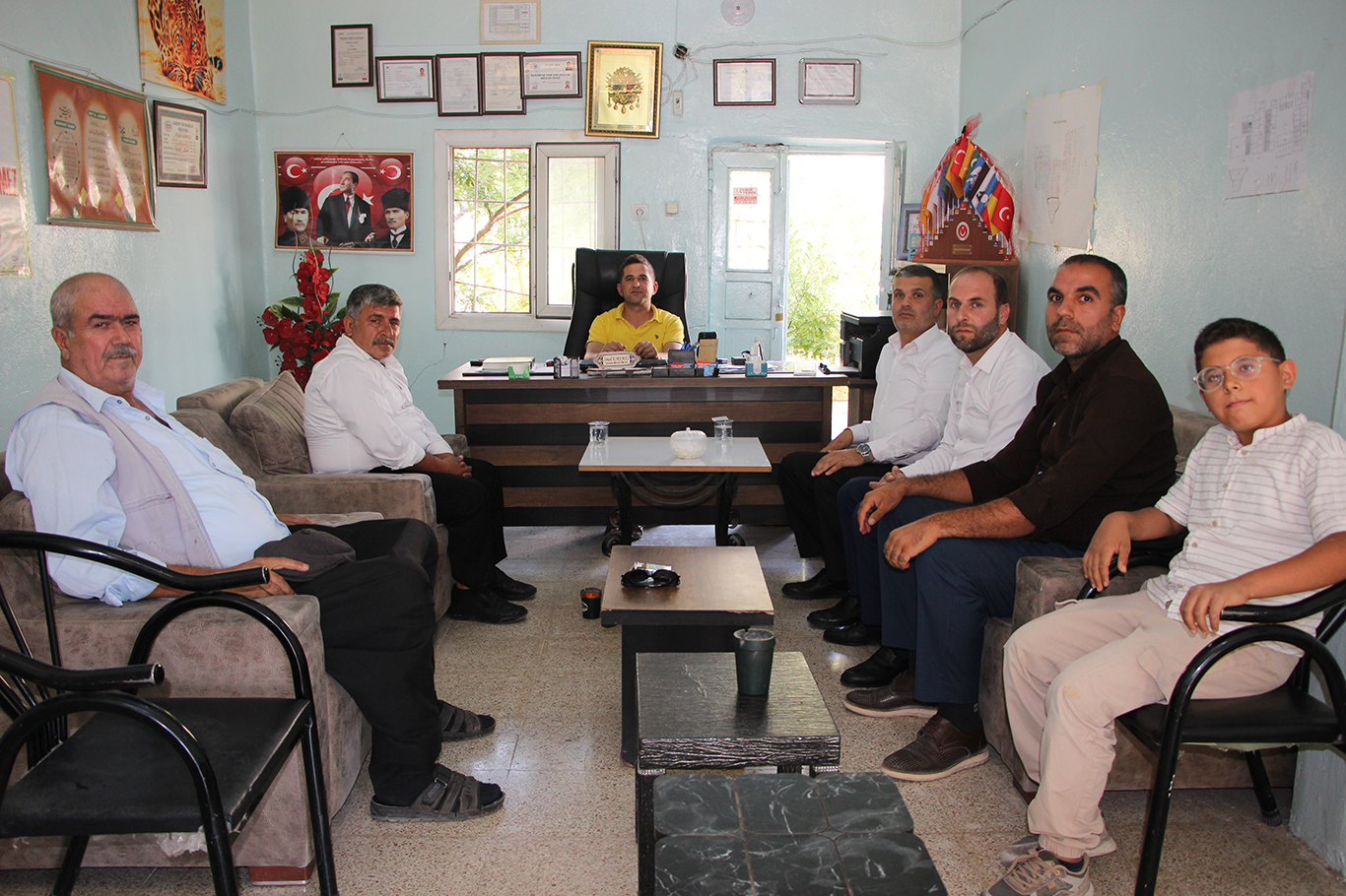 HÜDA PAR Gaziantep İl Başkanı Kaya Yavuzeli'nde esnaf ve kurum ziyaretleri gerçekleştirdi
