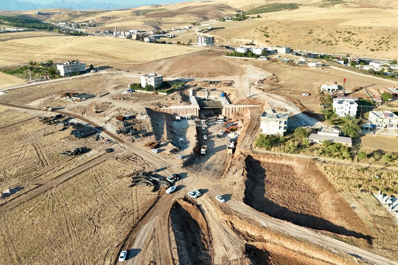 Kurtalan-Siirt Demiryolu Projesi'nde fiziki gerçekleşme yüzde 30'a ulaştı