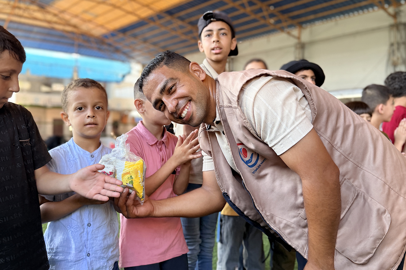 Yetimler Vakfı Gazze'de "Kardeşlik Şöleni" etkinlikleri düzenleniyor