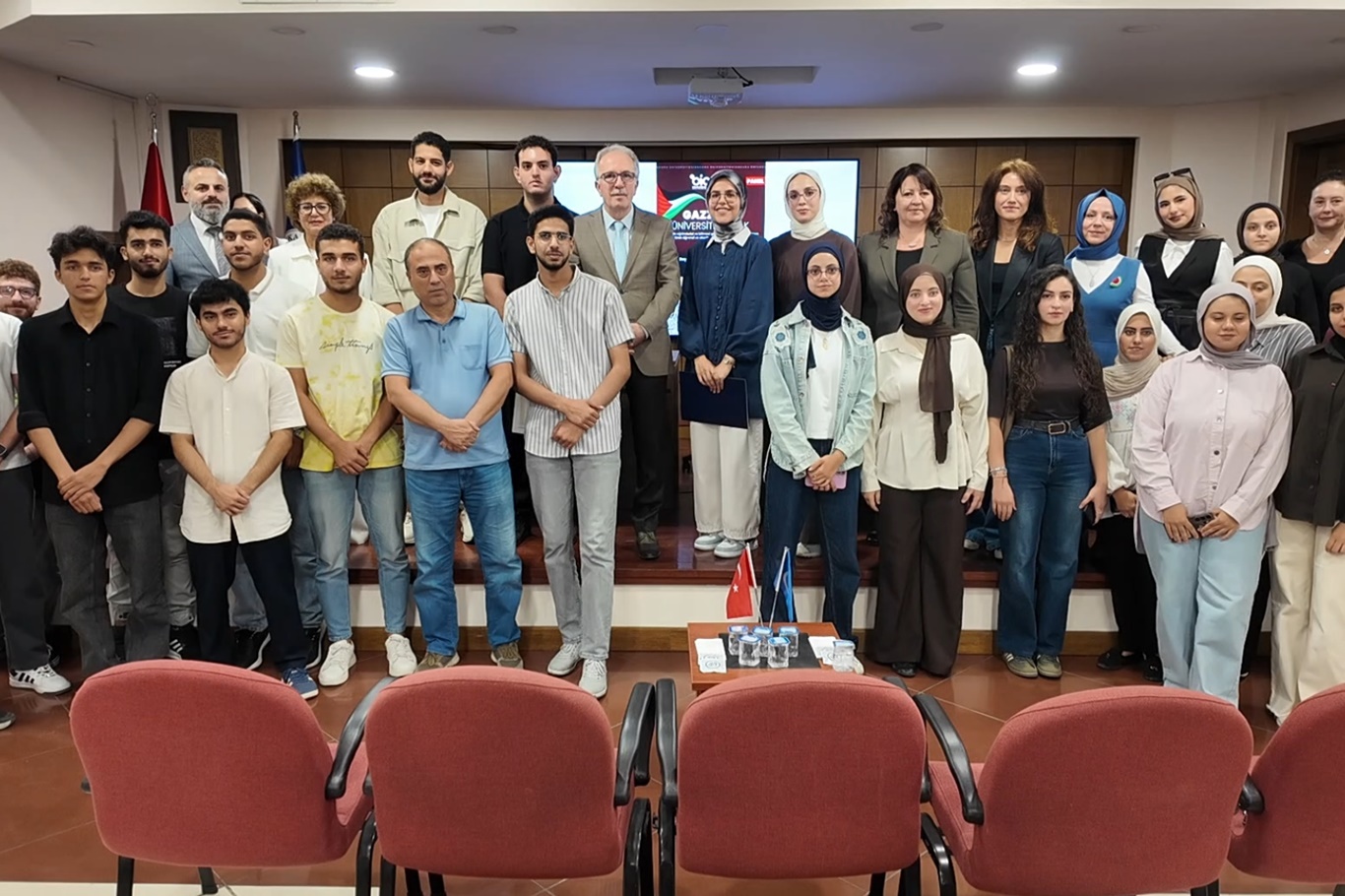 Ankara Üniversitesinde “Gazze’de Üniversite Olmak” başlıklı buluşma düzenlendiAnkara Üniversitesinde “Gazze’de Üniversite Olmak” başlıklı buluşma düzenlendi