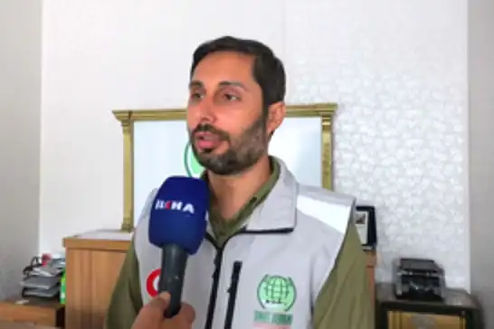Umut Kervanı Mersin'den hayırseverlere çağrı: "Kırtasiye yardımlarımıza destek olun"