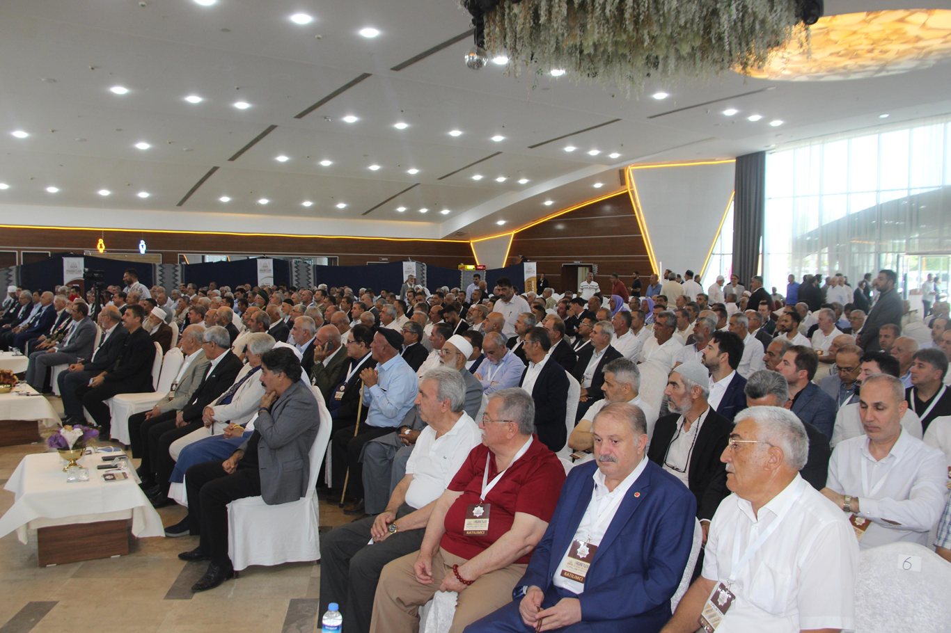 Memîş: Em ji Komxebata Meclîsa Şêwirmendîya Eşîran nexşerêyek karîger hêvî dikin
