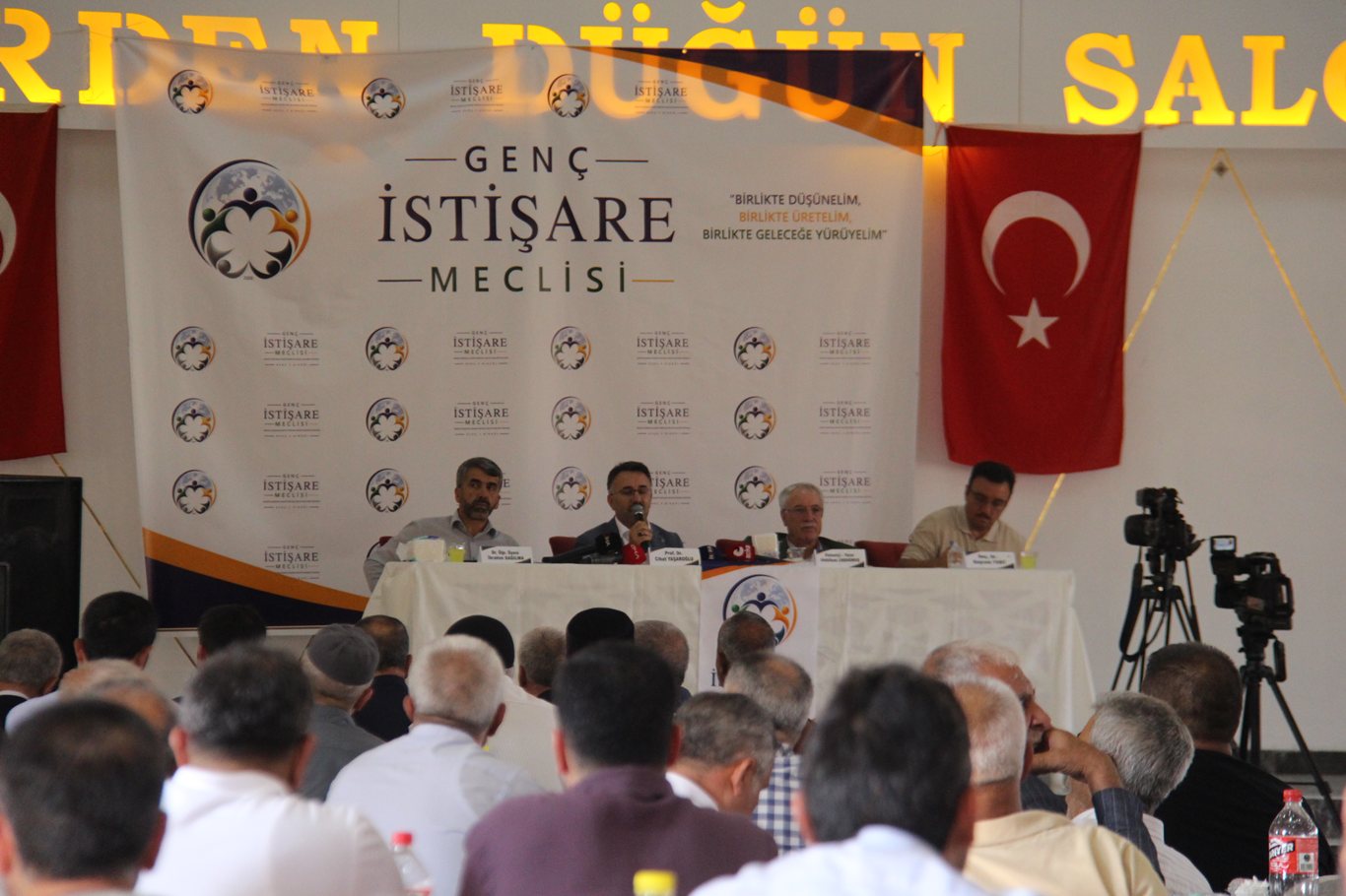 “Aile, Bağımlılık ve Değerler Eğitimi” Çalıştayı 