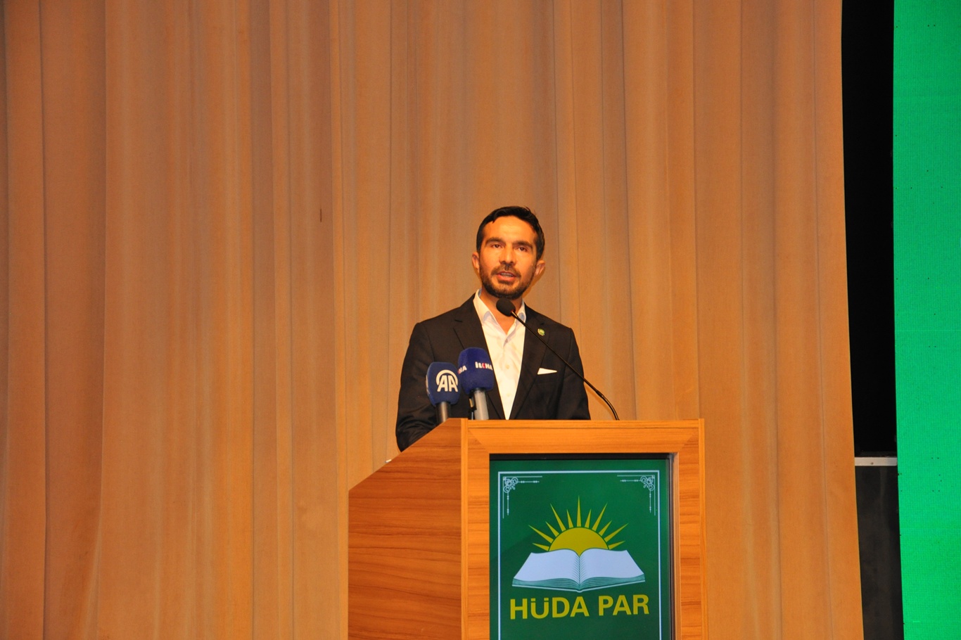 HÜDA PAR Genel Başkanı Yapıcıoğlu: Kamu alımlarında uyuşturucu testi şartı getirilsin