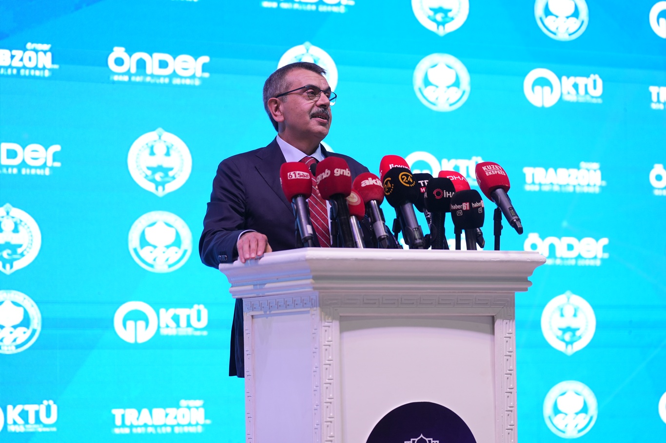 23. İmam Hatipliler Kurultayı Trabzon’da gerçekleşti