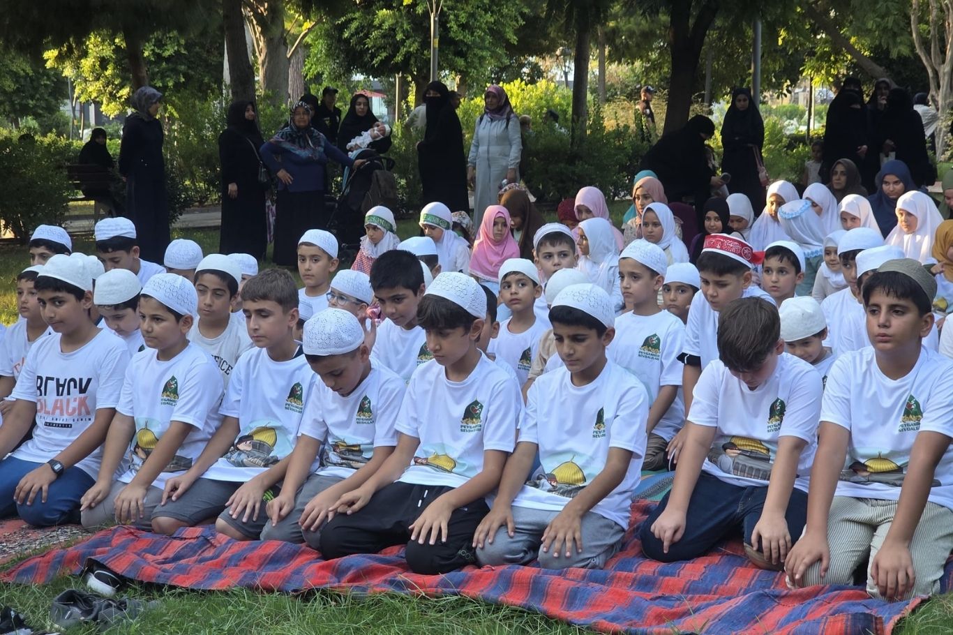 Tarsus'ta "Hayat Namazla Güzeldir" programı düzenlendi