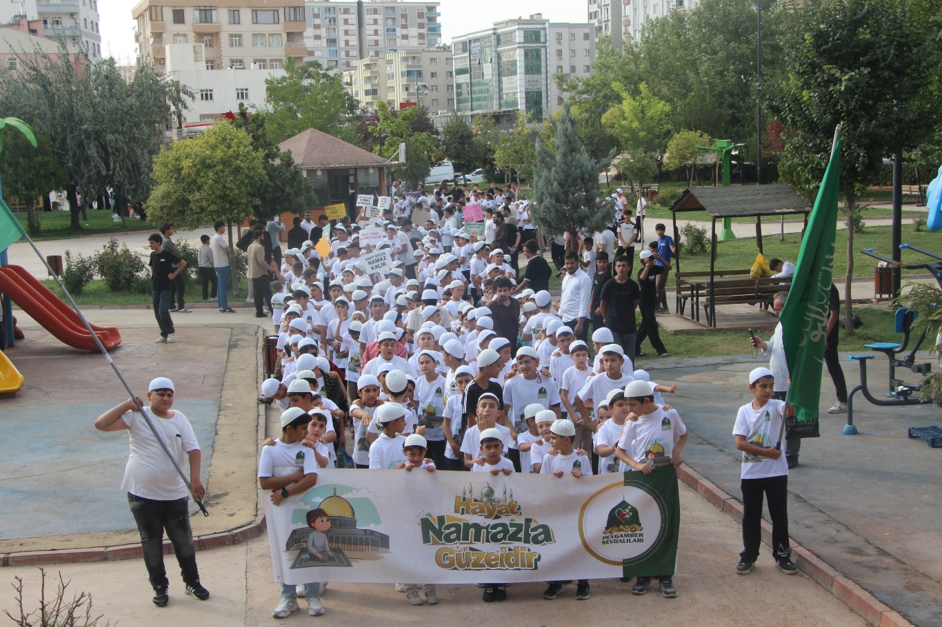 Li Mêrdînê fînala bernameya "Jiyan bi Nimêjê Xweş e" hate lidarxistin