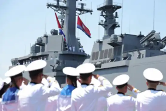 Kuzey Kore'den ABD'ye nükleer mesaj: Yeni destroyer göreve başladı
